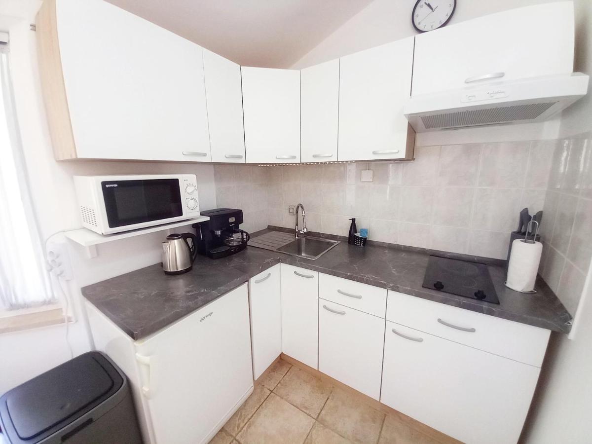 Apartment Karlo Medulin Luaran gambar